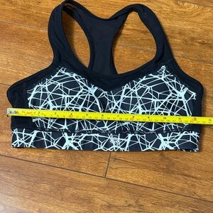 Senita black & white sports bra